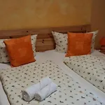 Zum Reiterhof, 3-bettzimmer Vendégház Schmogrow
